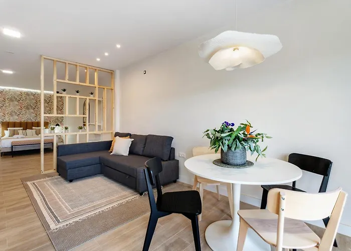 아파트 Loft The Pa 아데제